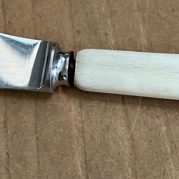 Haddon Hall Sheffield England  Cream Handled Knife - Picture 8 of 16